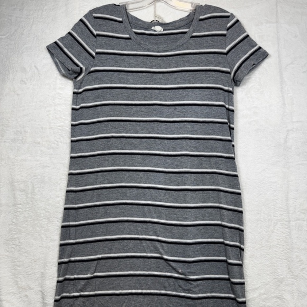 Garage T-Shirt Dress Womens Size Small Gray Striped Short Sleeve Cozy Knee Lengt